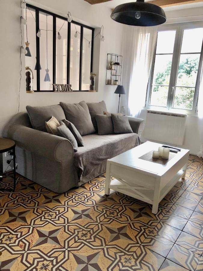 La Maison De Tonton Les Aires Εξωτερικό φωτογραφία